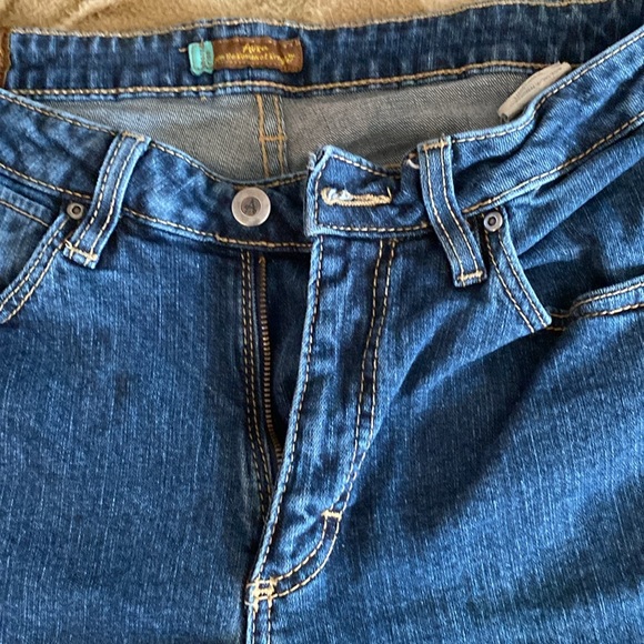 Nice jeans - Picture 3 of 4